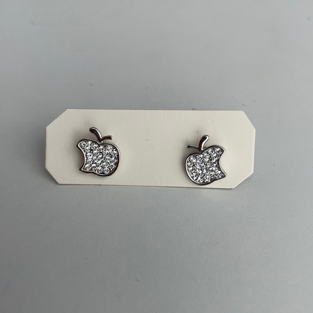 🛍3 for $25🛍 Brand New Apple Earrings